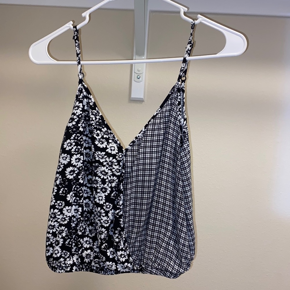 Garage Cropped Pattern Top